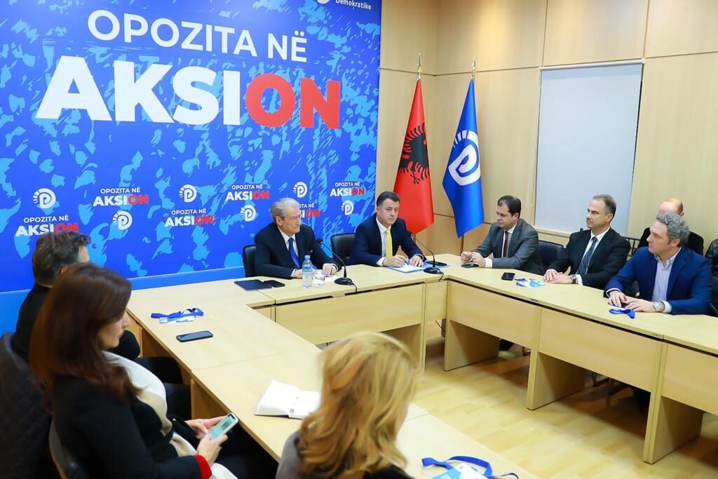 (EMRI) Një tjetër figurë kryesore e PD vendos të jap dorheqje nga posti  për shkak se…